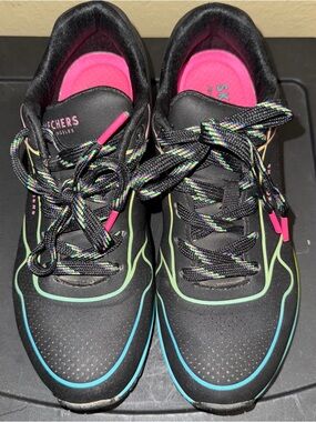 Skechers Women’s Black Athletic Sneakers with Pink Insole and Multicolor Laces